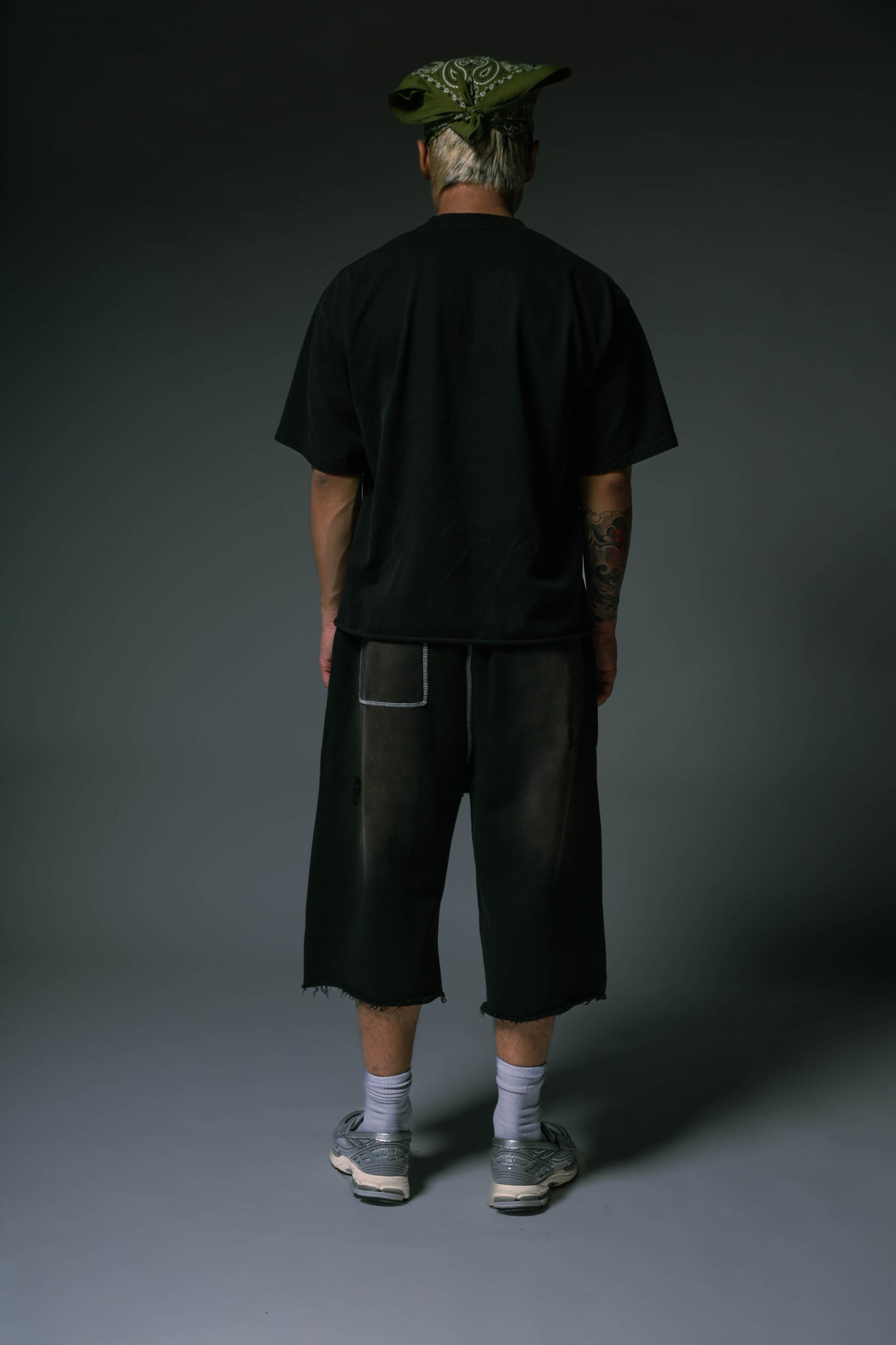 WASHED OVERSIZED SHORT