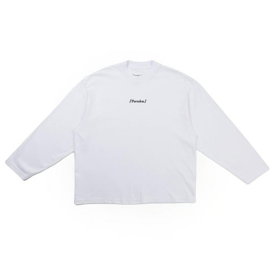WHITE OVERSIZED LOGO LONGSLEEVE